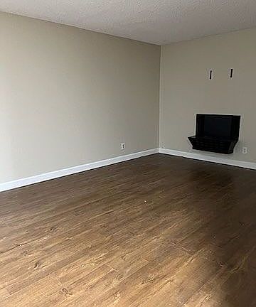 3rd image of 5867 El Zuparko Dr APT 2