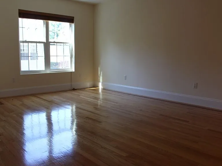 8 Grant St #20 — Photo 5