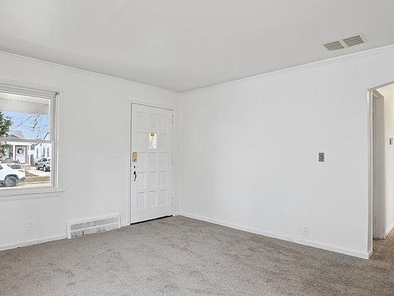 2nd image of 12216 Pearl St
