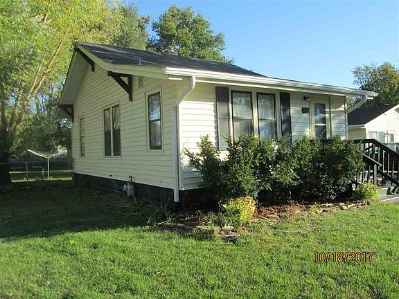 2nd image of 332 Winona Dr