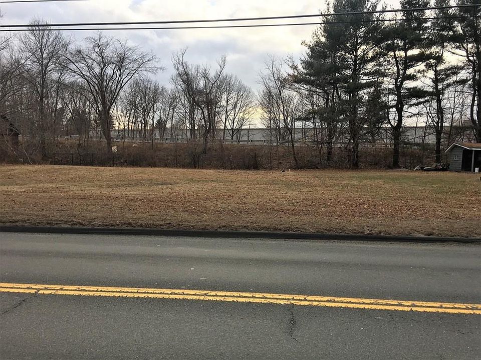 2nd image of 301 Damon Rd