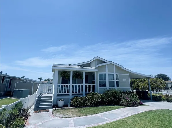 11 Pine Via, Anaheim, CA 92801