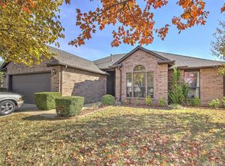13679 S Nyssa Ct E, Glenpool, OK 74033