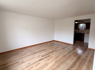 1700 8th St #1704, Moundsville, WV 26041