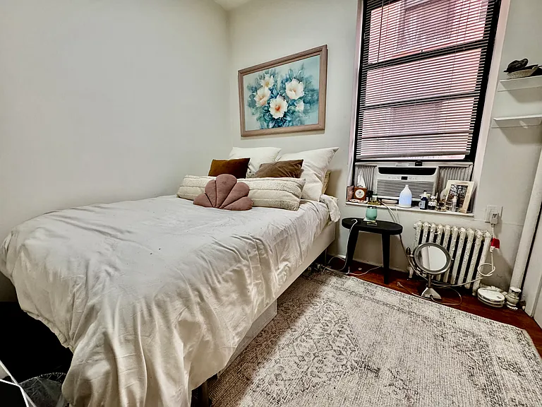 435 E 75th St #5 — Photo 6