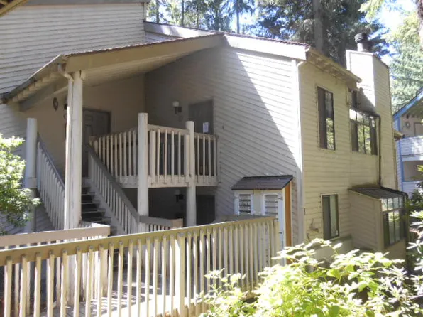 141 S 330th St APT D, Federal Way, WA 98003