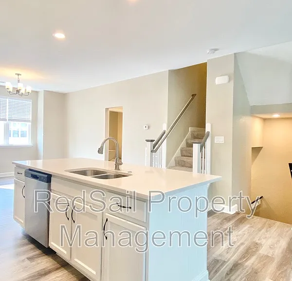 2000 Laycock Ln #102 — Photo 10