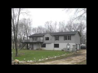 221 Roosevelt St, Cedar Falls, IA 50613