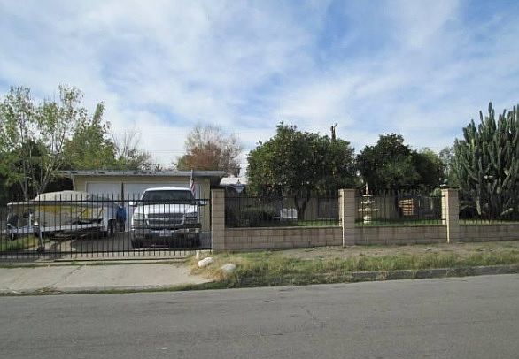 2nd image of 7058 Elm Ave