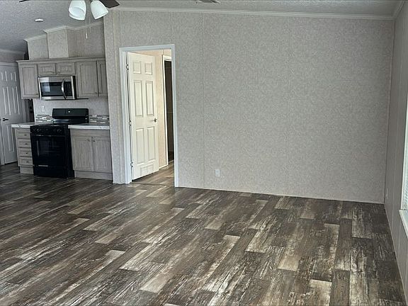 4th image of 8985 Normandy Blvd #65