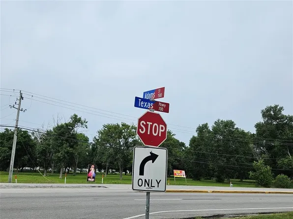 714 Bull Ln, Missouri City, TX 77489