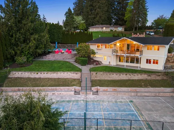 702 Rhodora Heights Road, Lake Stevens, WA 98258