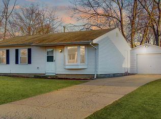 211 Mimosa Ln, Washington, IL
