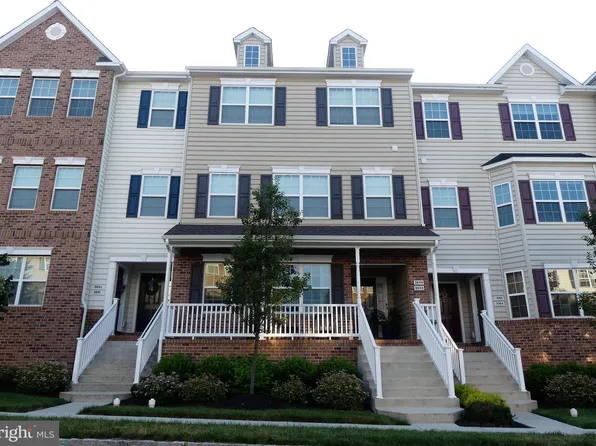 3088 Goshen Dr #M64-l, Pennsburg, PA 18073