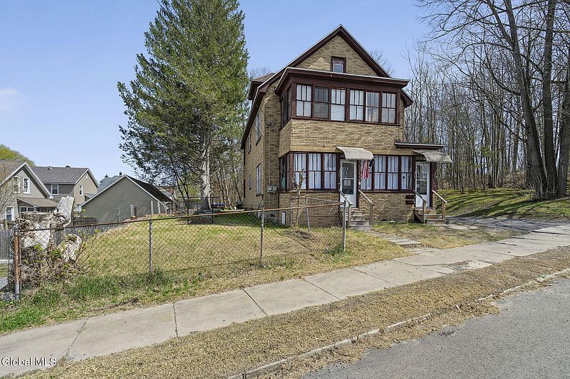 2nd image of 109 S Judson Street