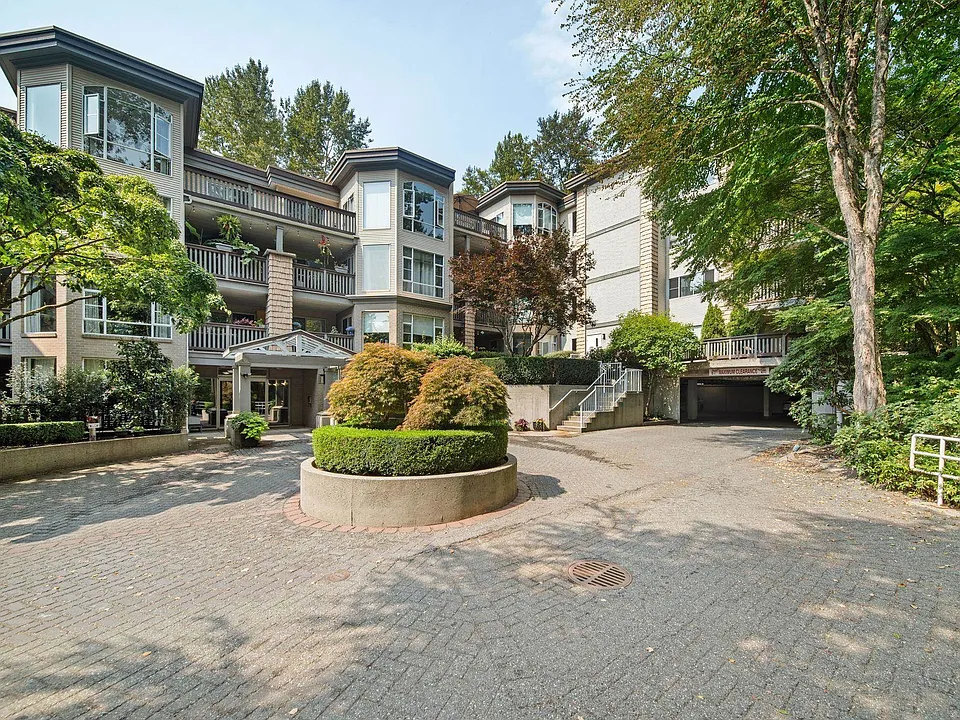 22233 River Rd #401