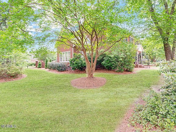 3rd image of 4001 Hardwick Court