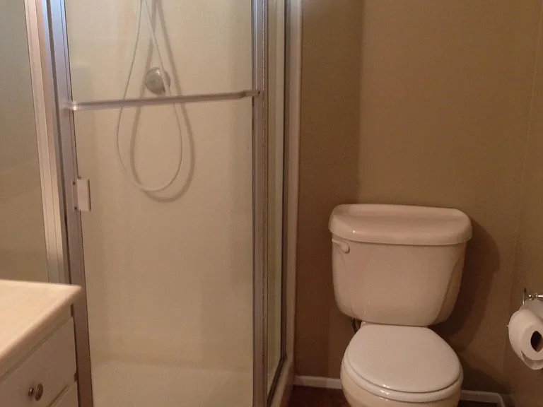 9784 Bolton Ave — Photo 21