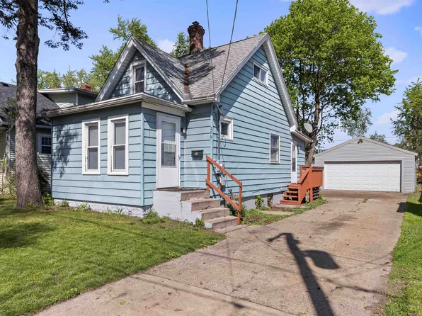 2706 Hanson St, Rockford, IL 61109