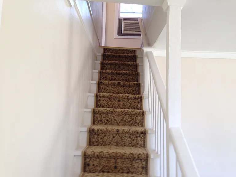 206 Byron Hurst St — Photo 6