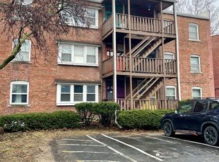 918-920 E 41st St, Kansas City, MO 64110