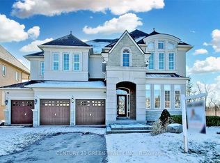 8 Pasadena Ave, Brampton, ON L6P 2W3