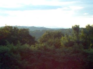 79 Hornbeck Rd, Poughkeepsie, NY 12603