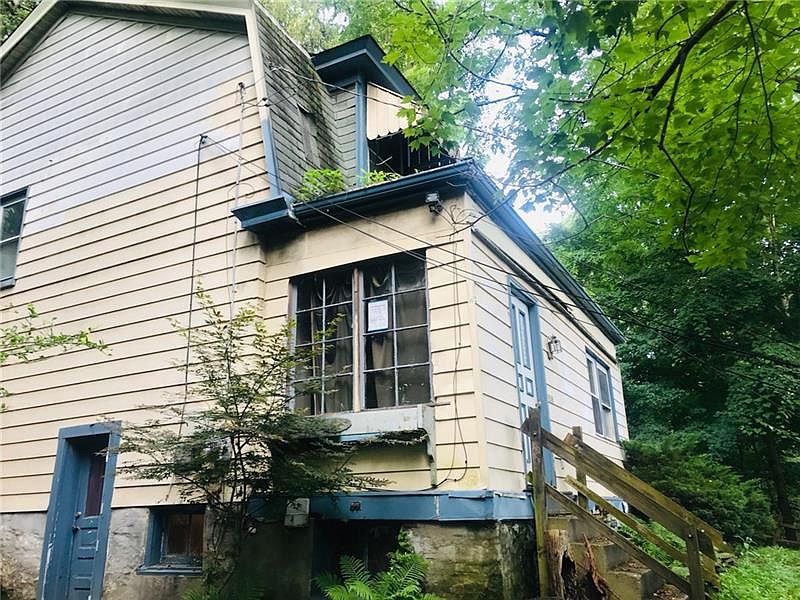 1st image of 1636 Evergreen Ave