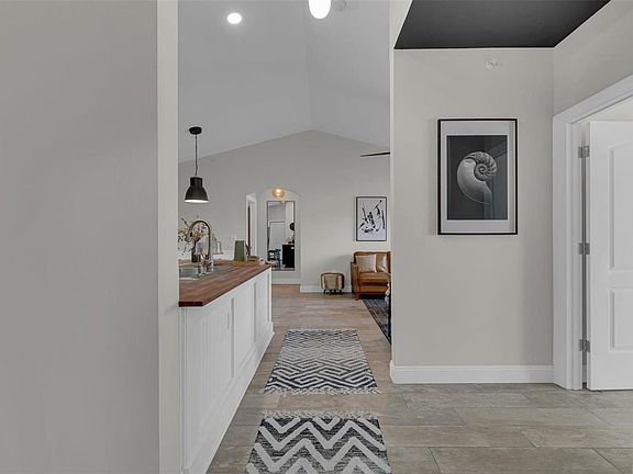 5th image of 25 Kassebaum Ln APT 306