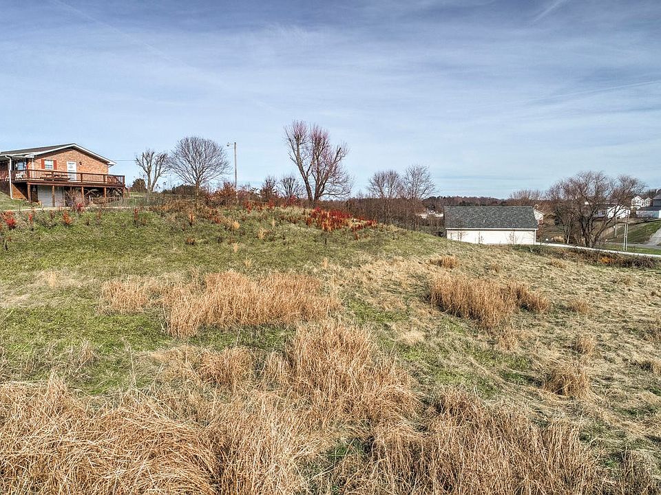 2nd image of 1 Old Embreeville Rd