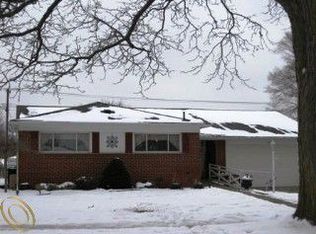 14135 Houghton St, Livonia, MI 48154