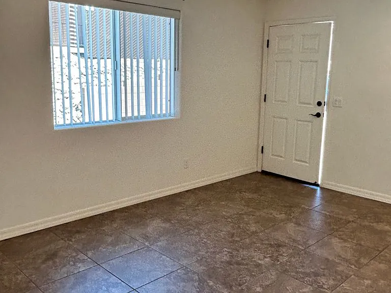 2109 Injo Dr — Photo 4