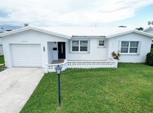 1005 SW 4th Way, Boynton Beach, FL 33426