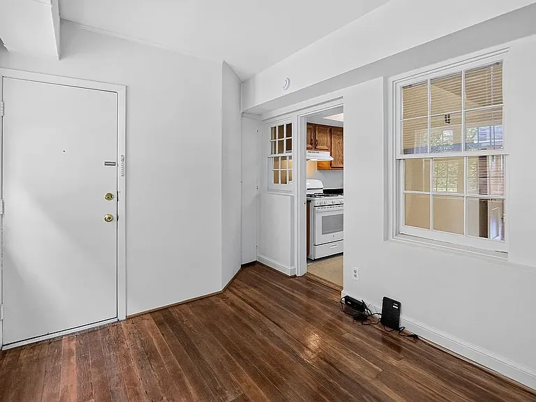 7806 Tilbury St #1 — Photo 10
