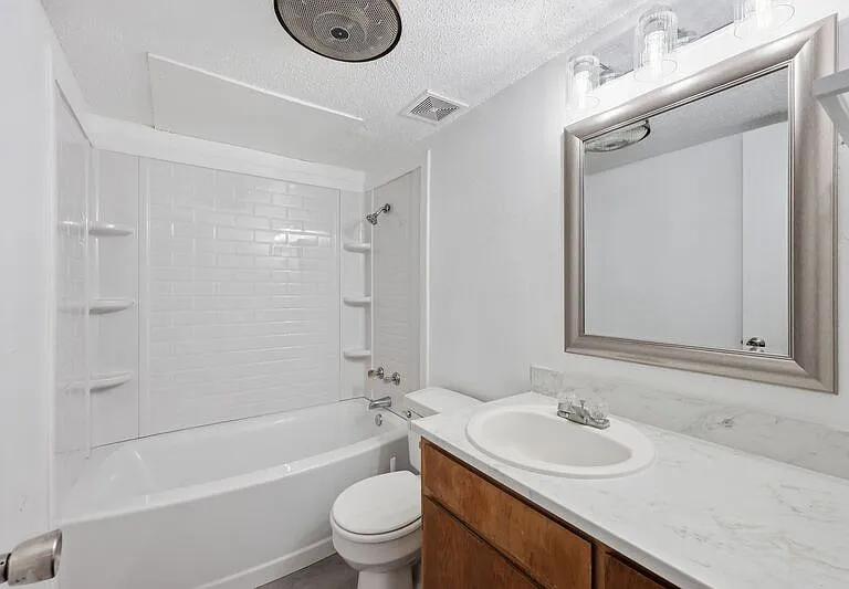 1410 S Elizabeth Ave #105 — Photo 30