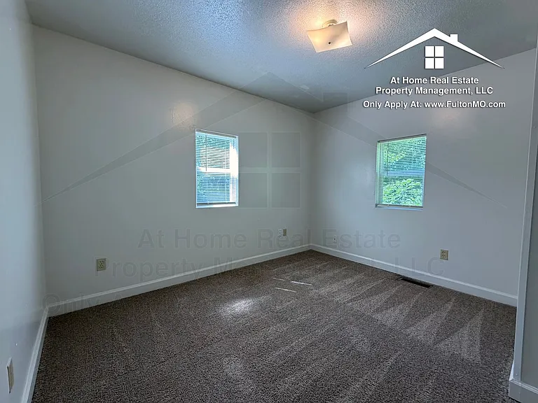 1514 Monroe St — Photo 13