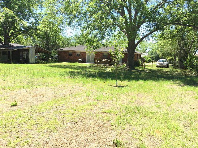 2nd image of 2612 Timothy Rd