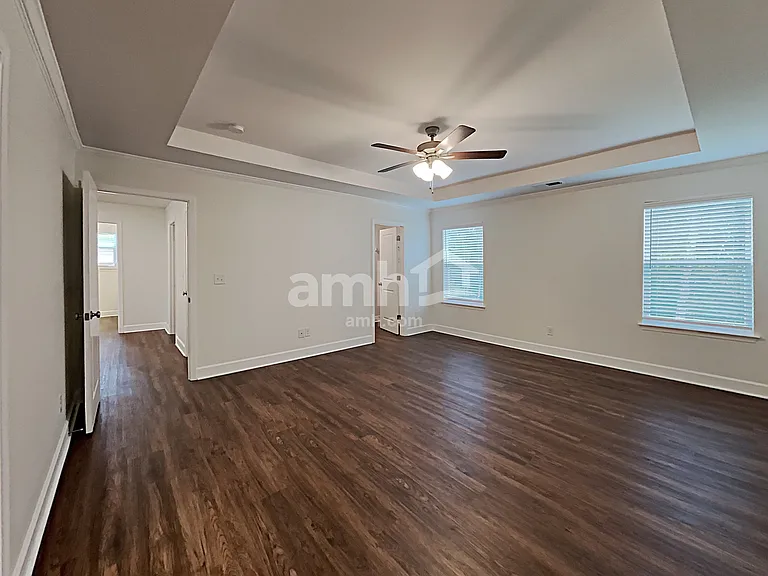 4507 Tarpon Dr — Photo 9