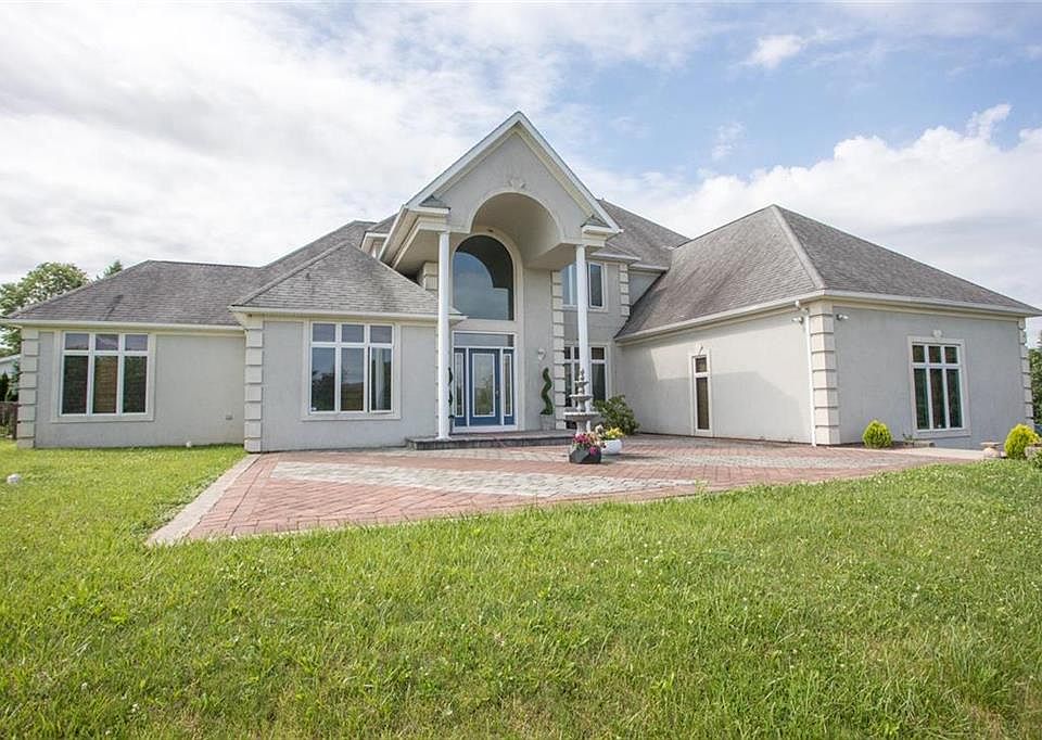 2451 Southmoore Dr, Bath, PA 18014 Zillow