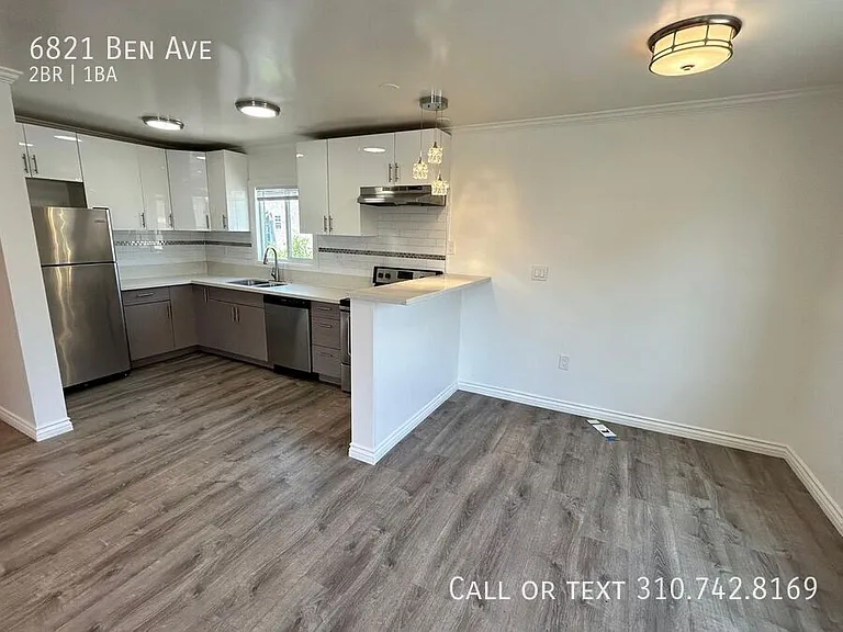 6821 Ben Ave — Photo 3
