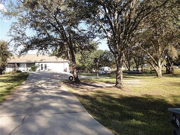 4th image of 2428 Meadowbrook Dr