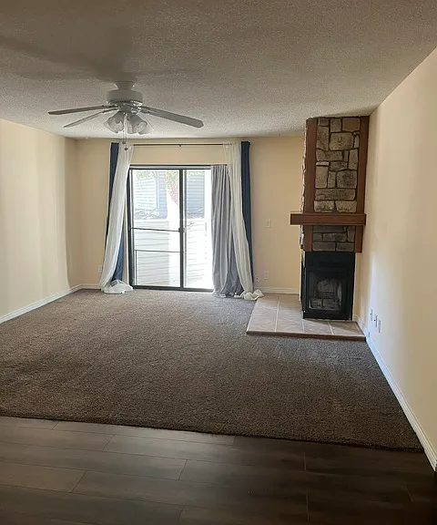 922 S Walden St #102 — Photo 1