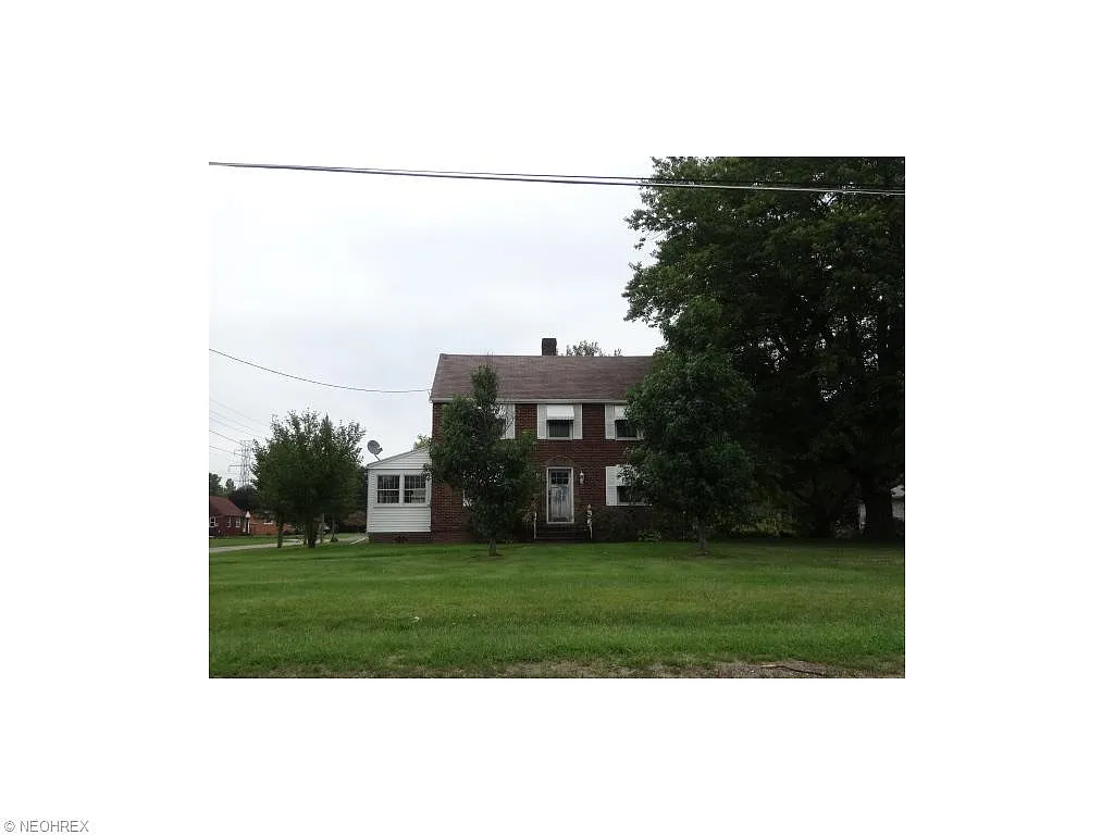 3204 Cleveland Ave SE photo 1