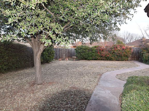 5th image of 4633 Catclaw Dr