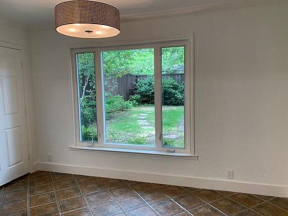 5th image of 6421 Lake Circle Dr