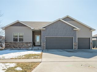 3209 NW 13th St, Ankeny, IA 50023