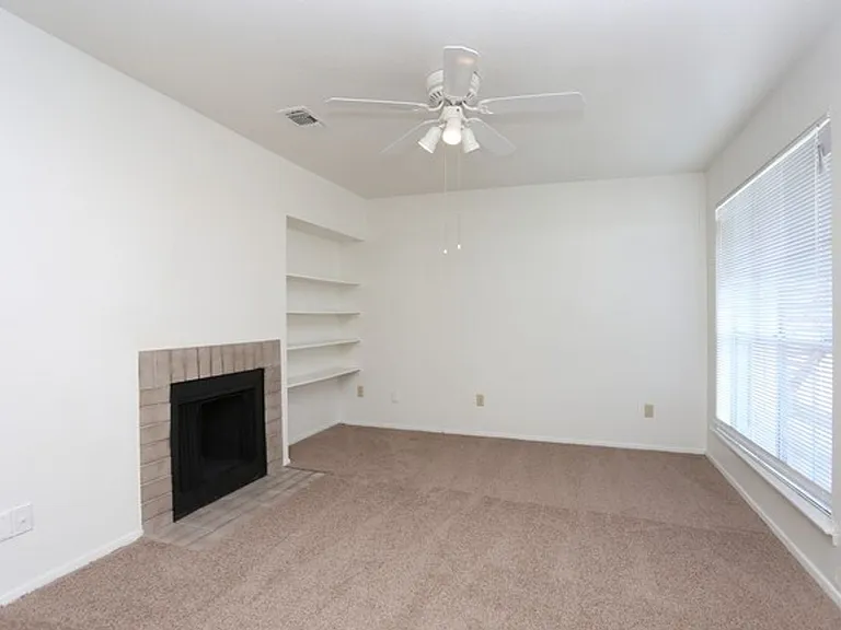 Ashford Creek Apartments — Photo 6