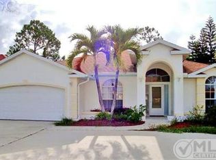 1932 Piccadilly Circus, Naples, FL 34112