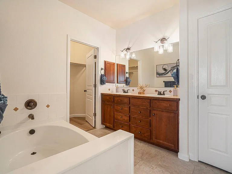 2178 Cape Hatteras Dr #10 — Photo 11