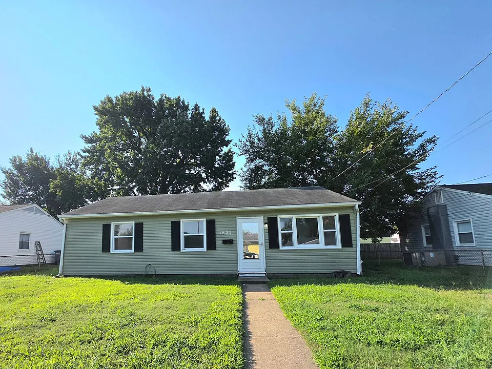 1832 Bancroft Dr